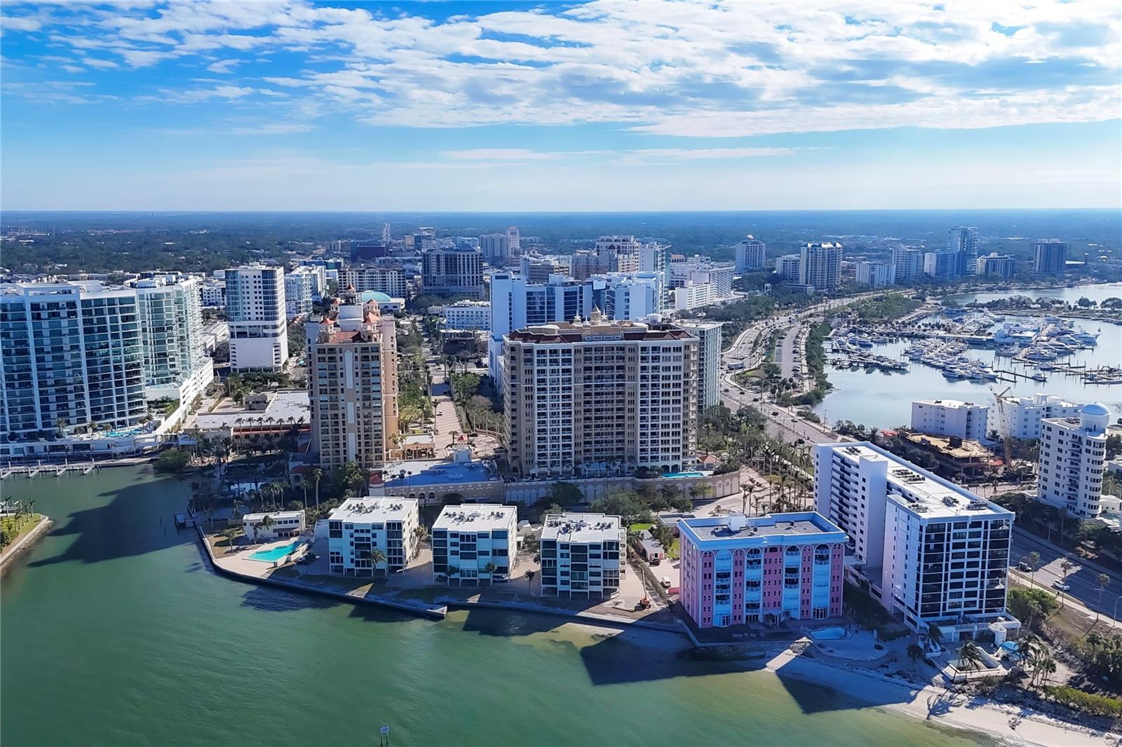 35 WATERGATE DR #1203