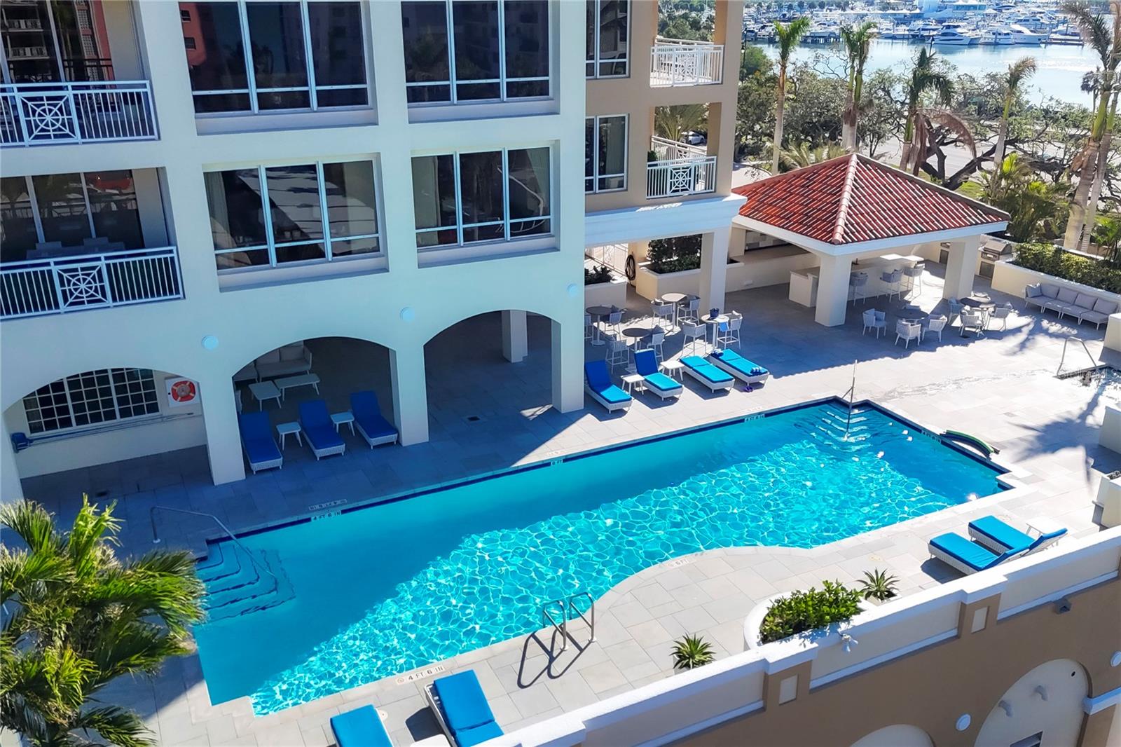 35 WATERGATE DR #1203