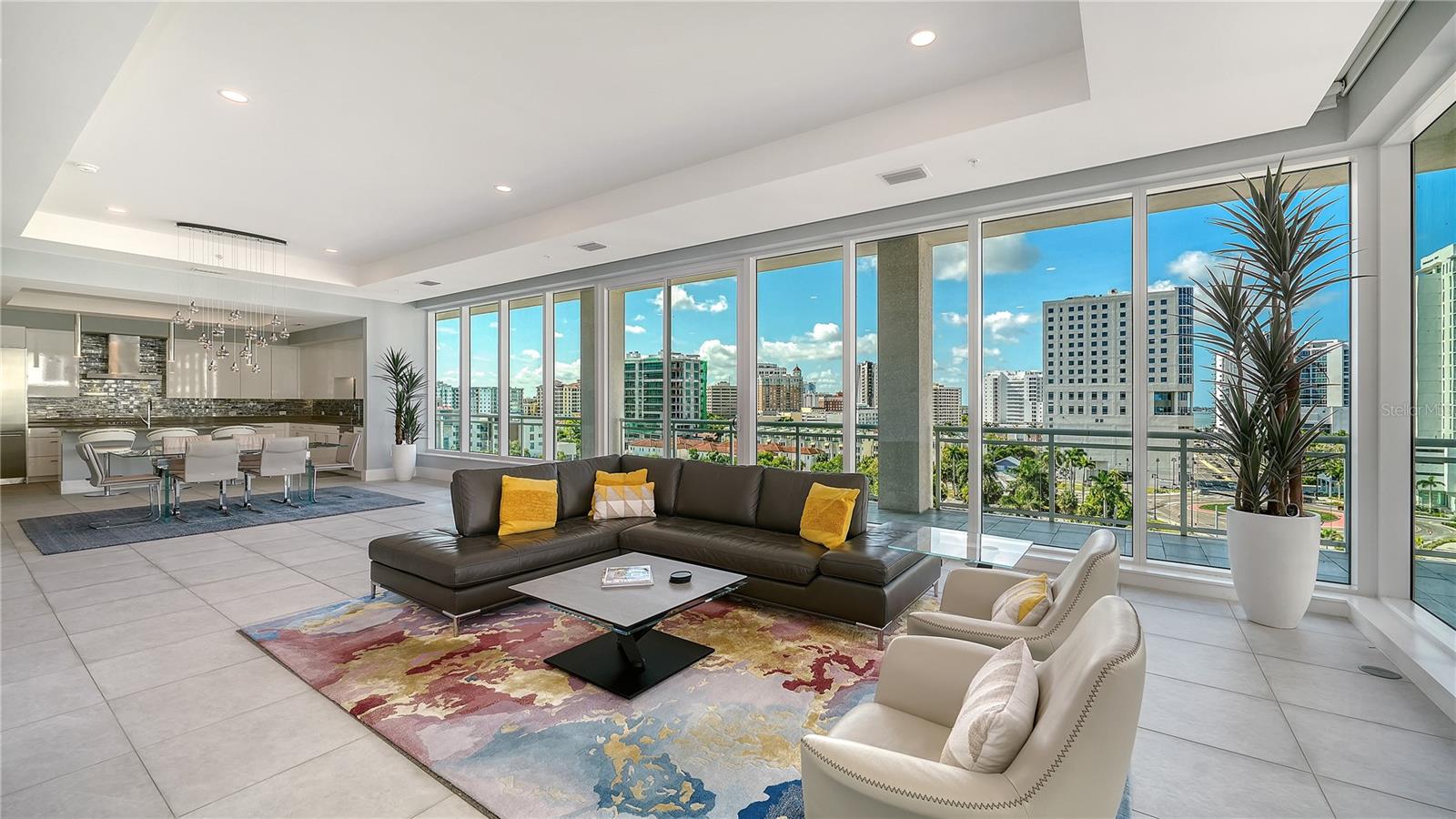 540 N TAMIAMI TRL #804