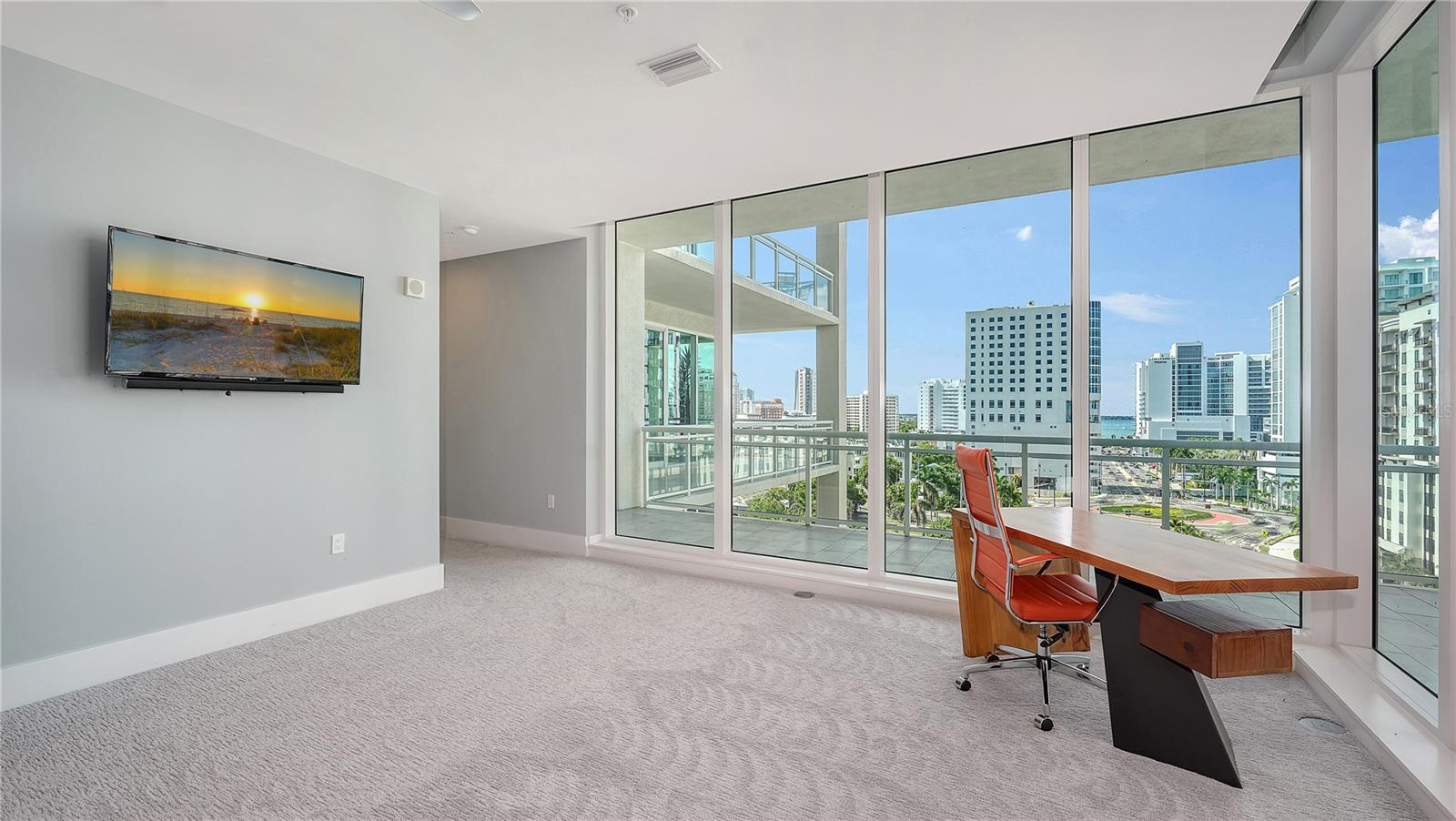 540 N TAMIAMI TRL #804