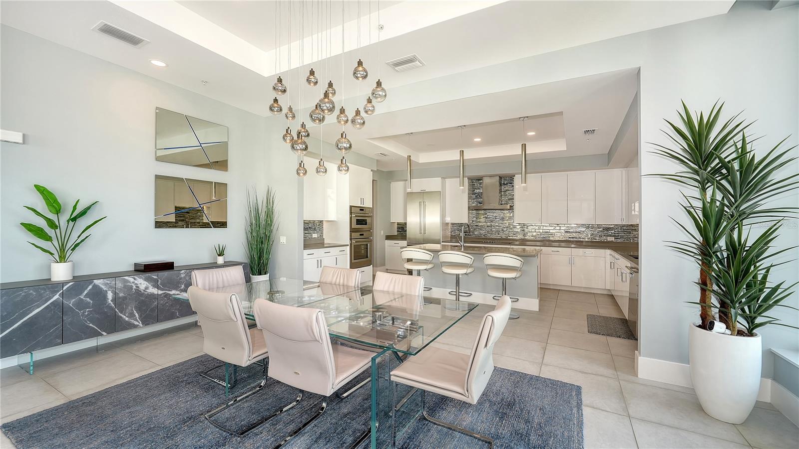 540 N TAMIAMI TRL #804