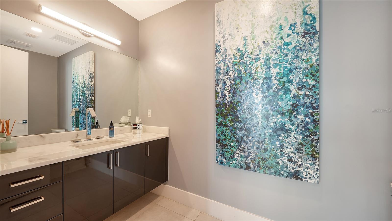 540 N TAMIAMI TRL #804