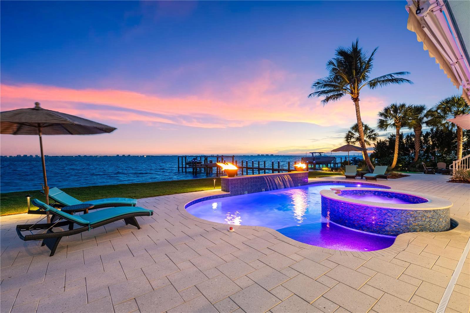 350 S SHORE DR