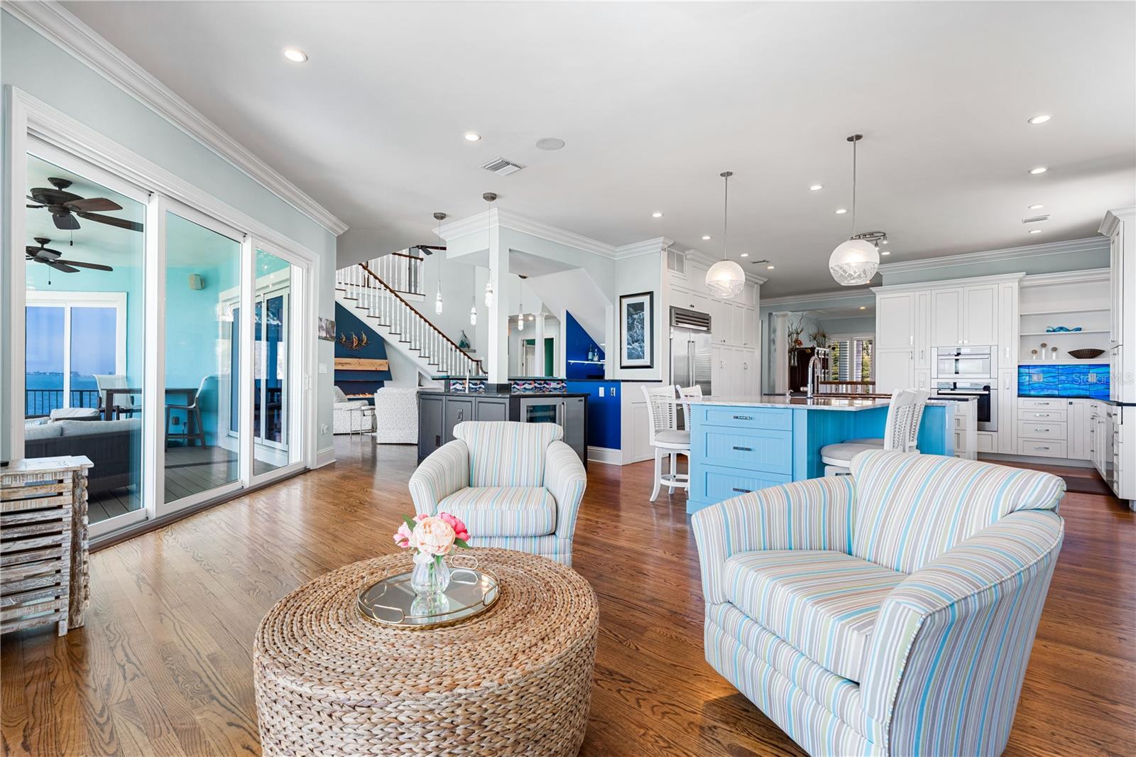 350 S SHORE DR