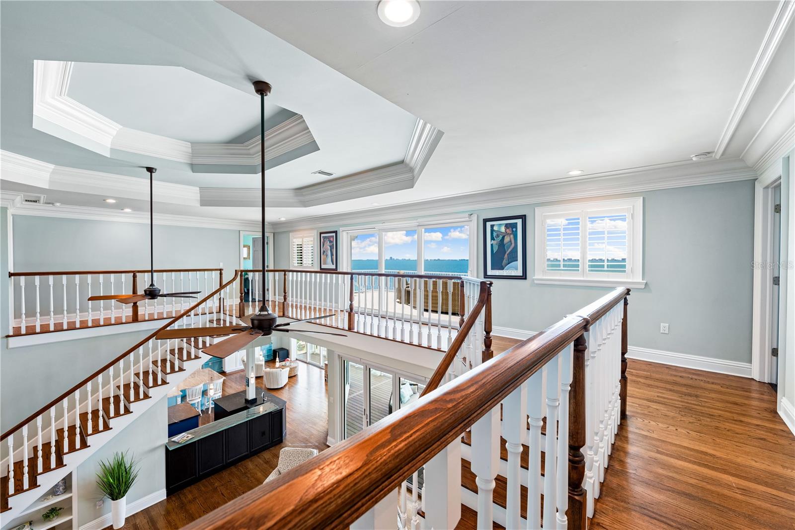 350 S SHORE DR