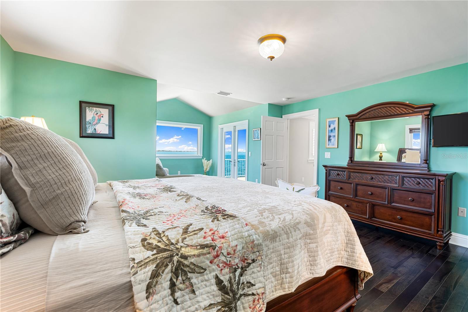 350 S SHORE DR