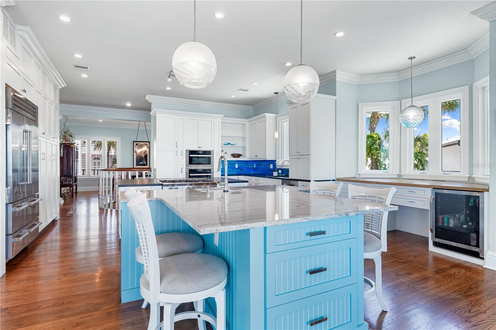 350 S SHORE DR