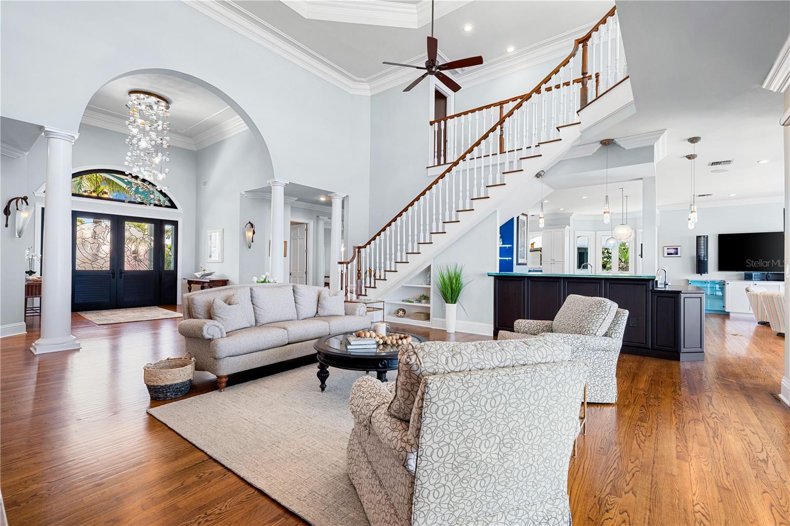 350 S SHORE DR