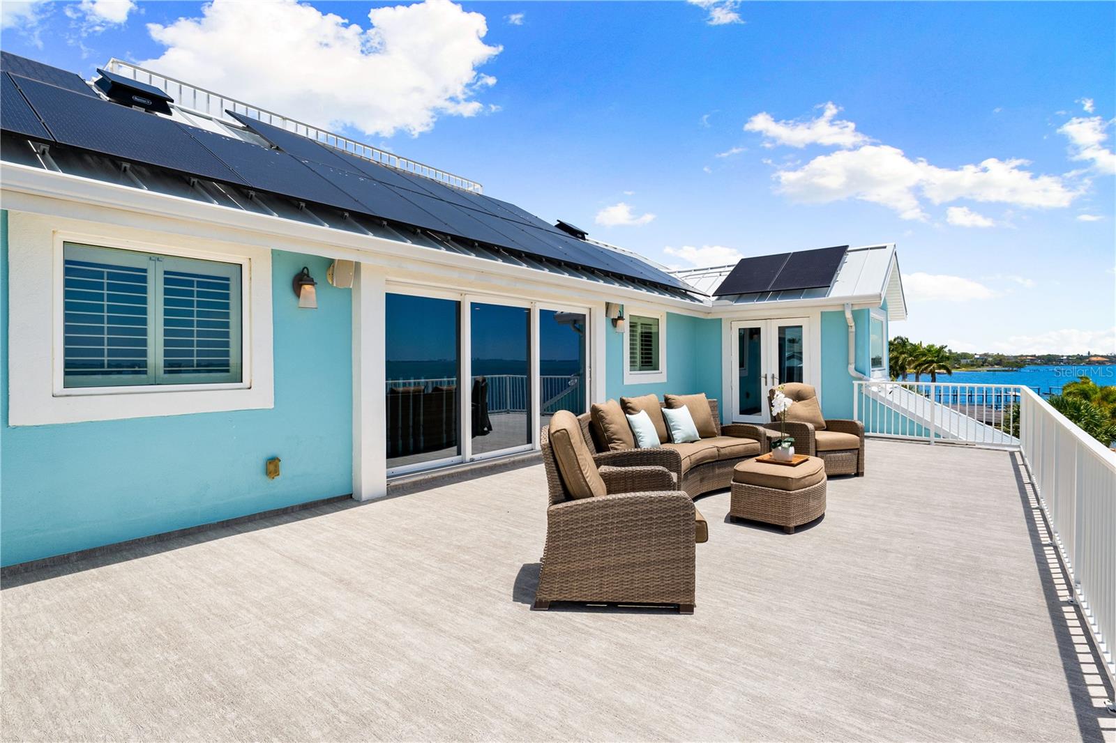 350 S SHORE DR