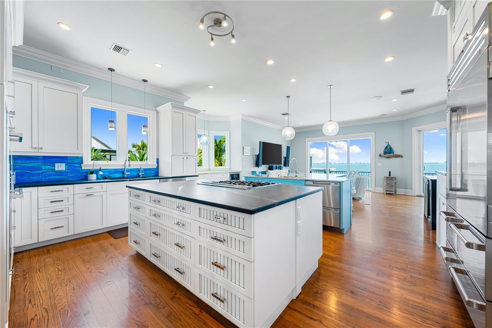 350 S SHORE DR