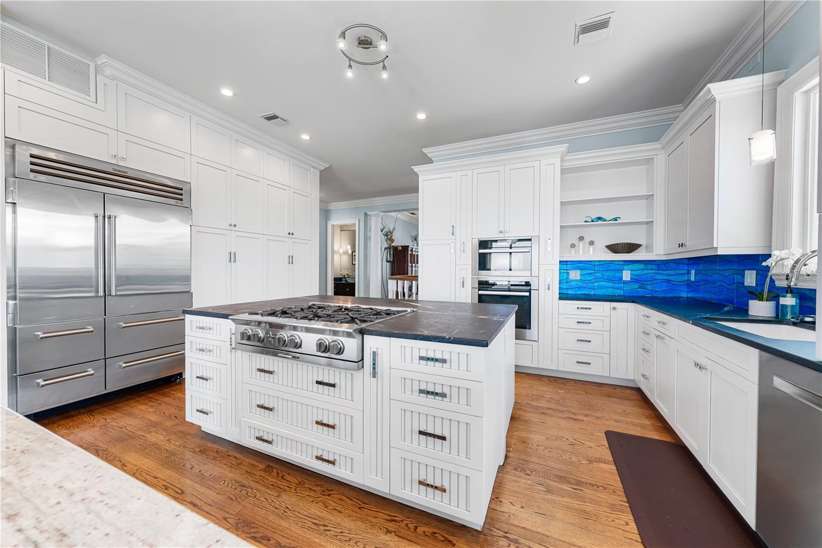 350 S SHORE DR