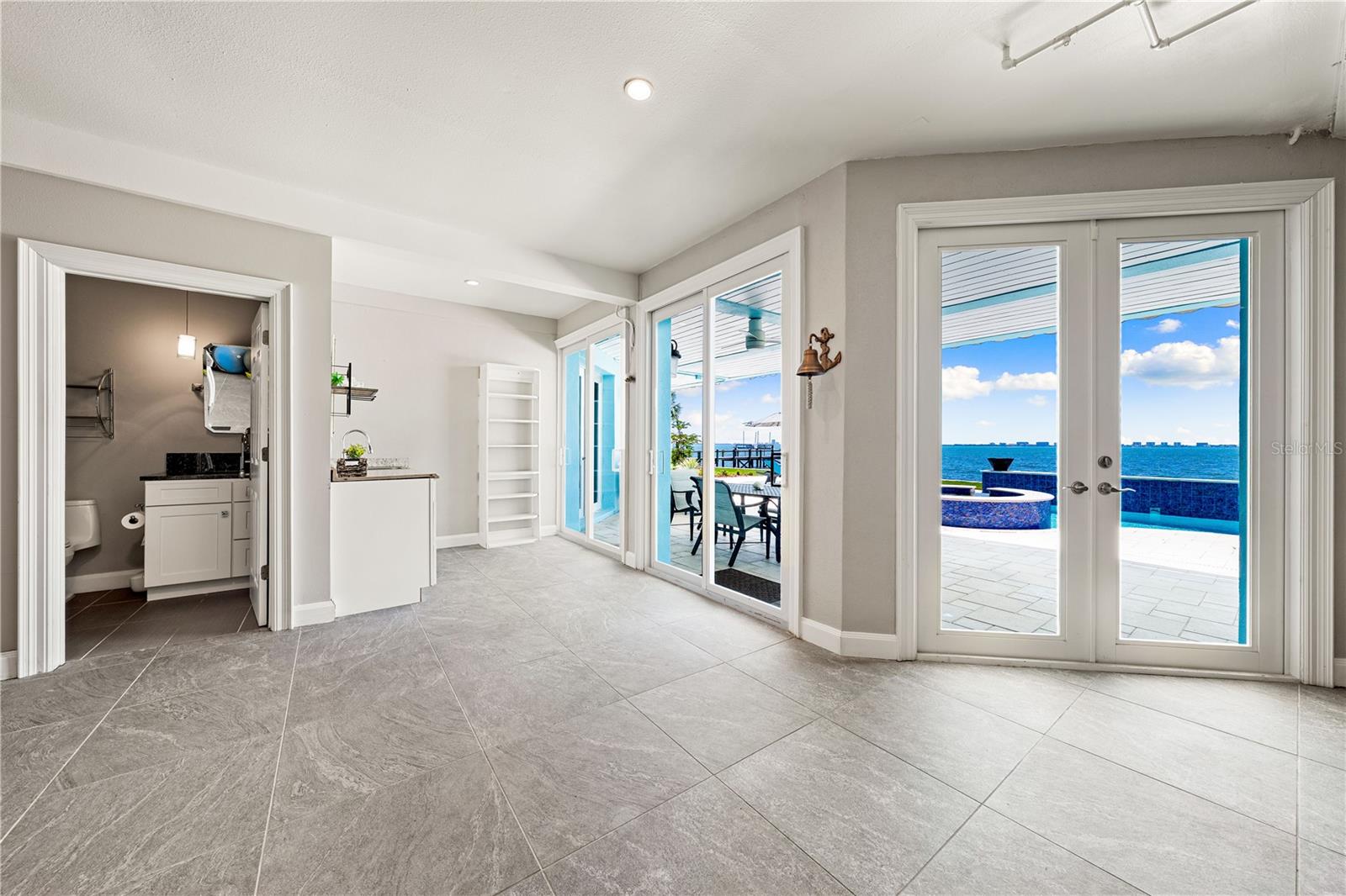 350 S SHORE DR