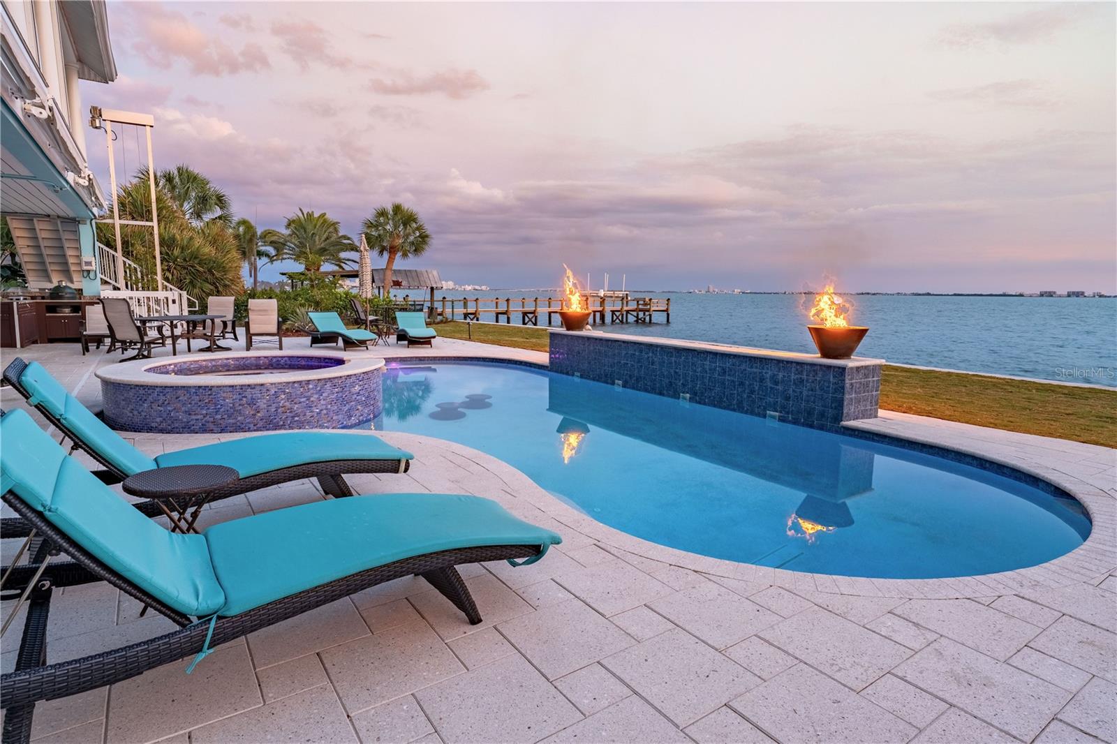 350 S SHORE DR