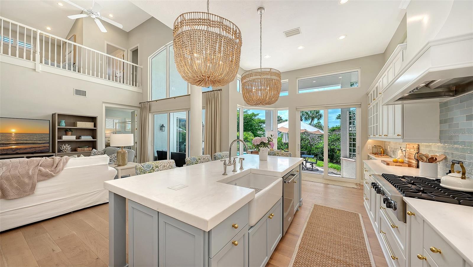 3563 FAIR OAKS LN