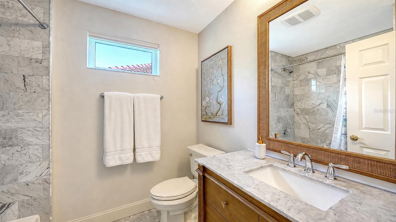 3563 FAIR OAKS LN