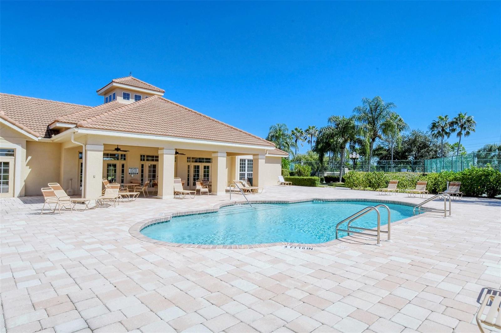 2729 HARVEST DR