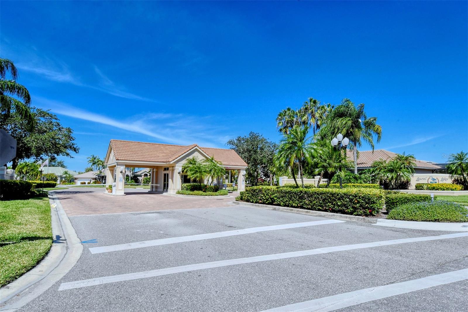 2729 HARVEST DR