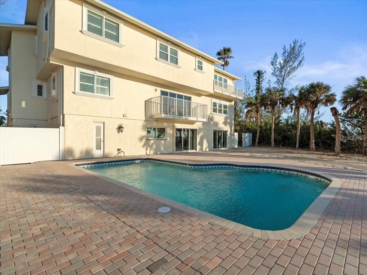 8030 MANASOTA KEY RD