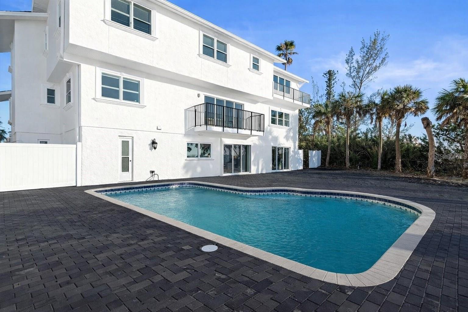 8030 MANASOTA KEY RD