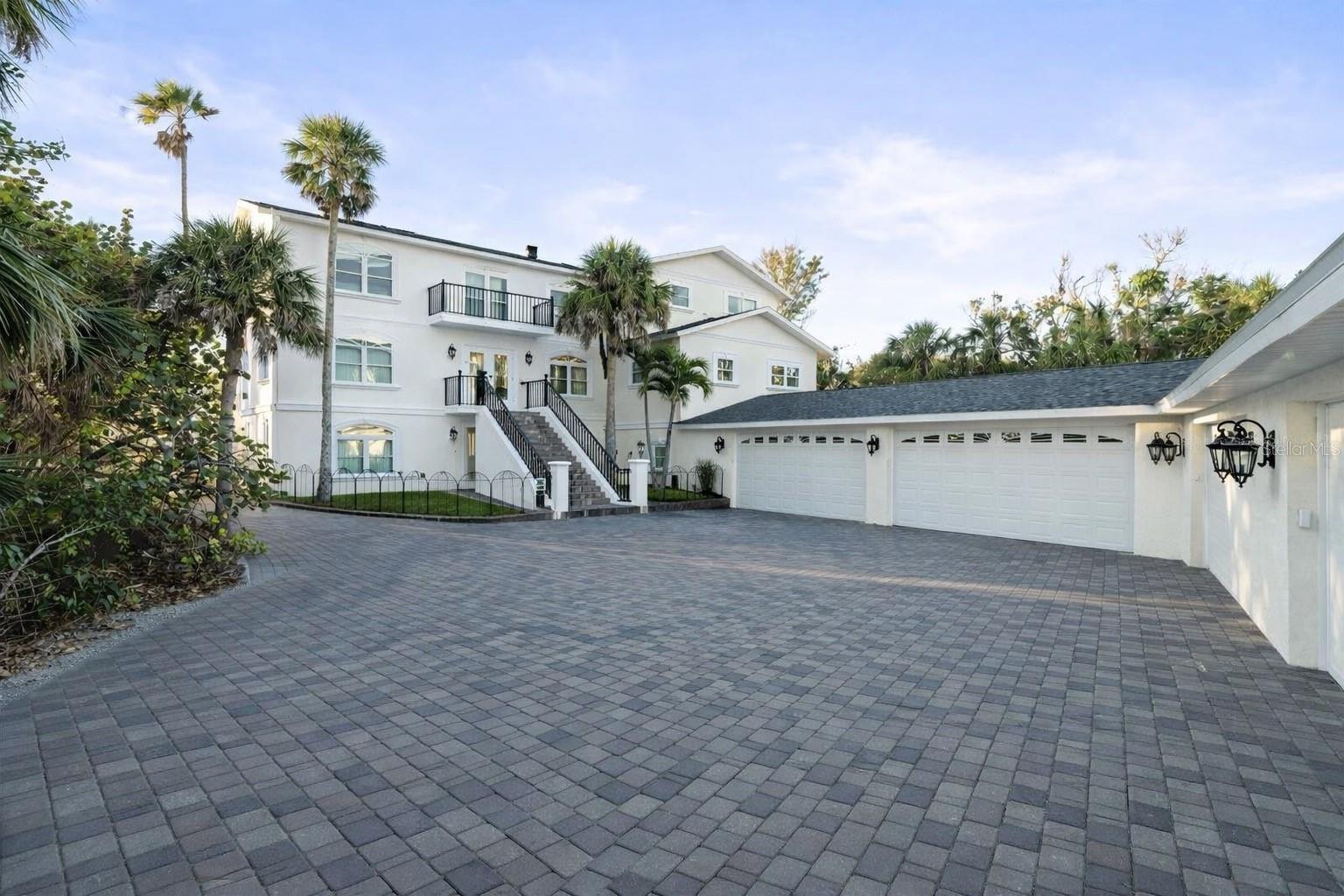 8030 MANASOTA KEY RD