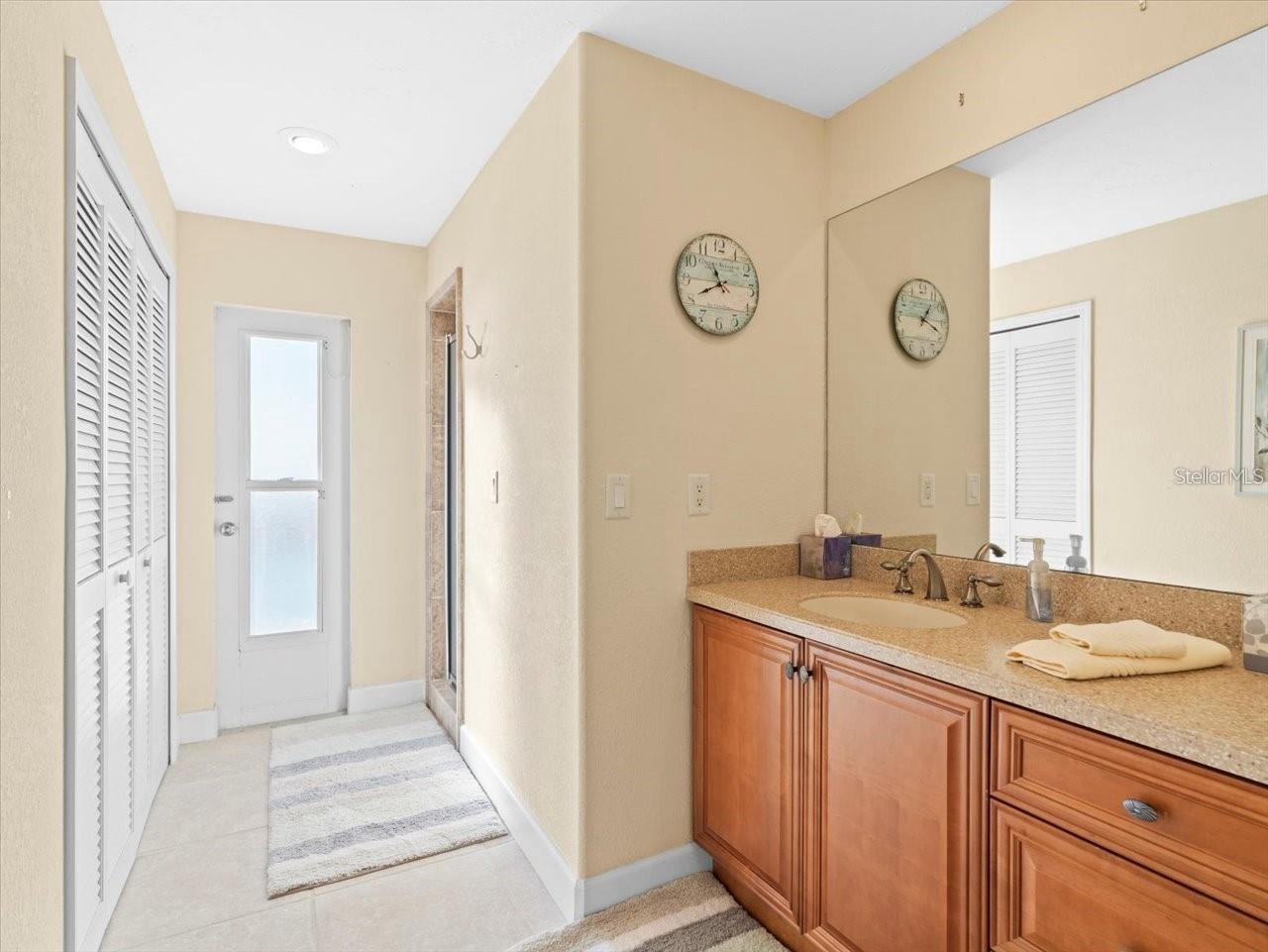 8030 MANASOTA KEY RD