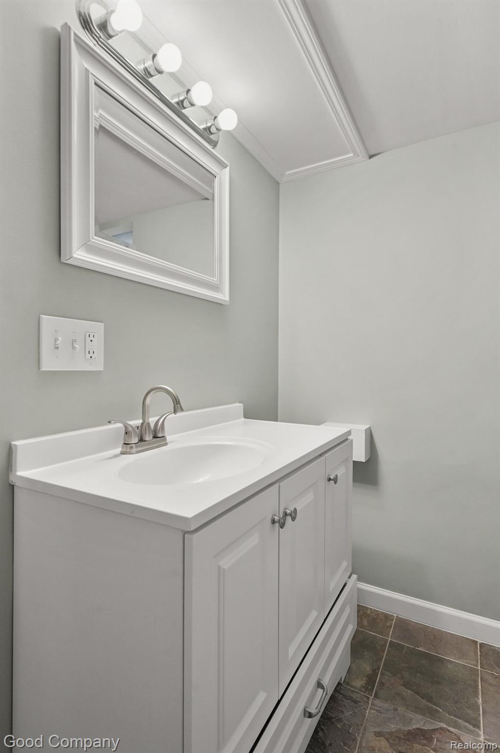 518 S CONNECTICUT Avenue