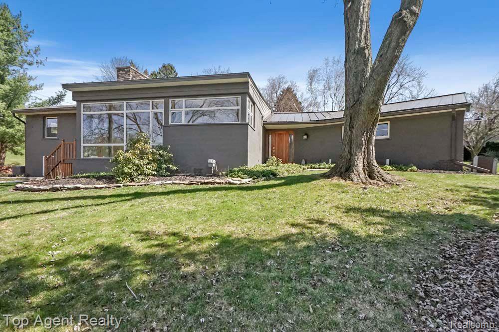 164 W HICKORY GROVE Road