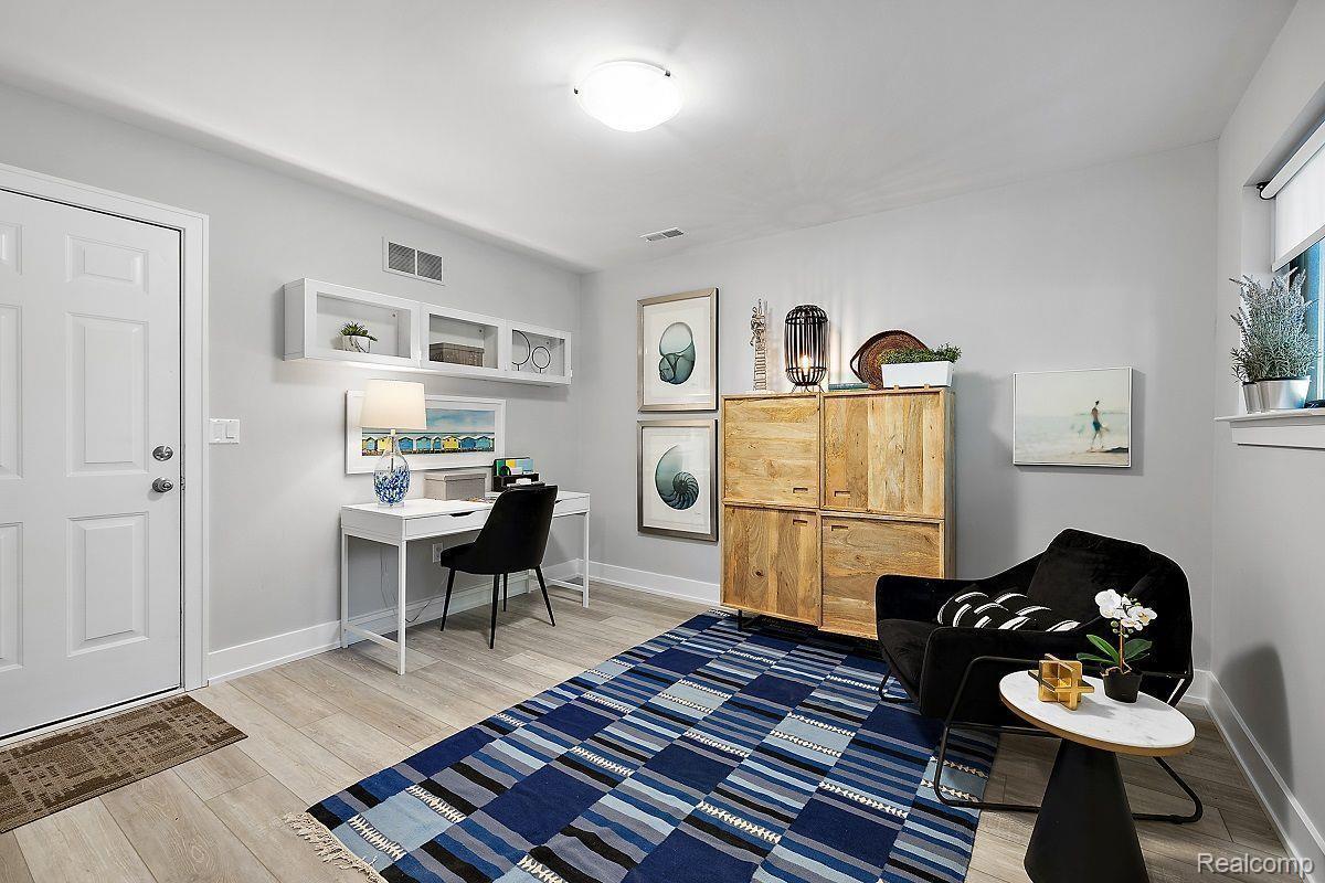 1737 MERRICK Street #12