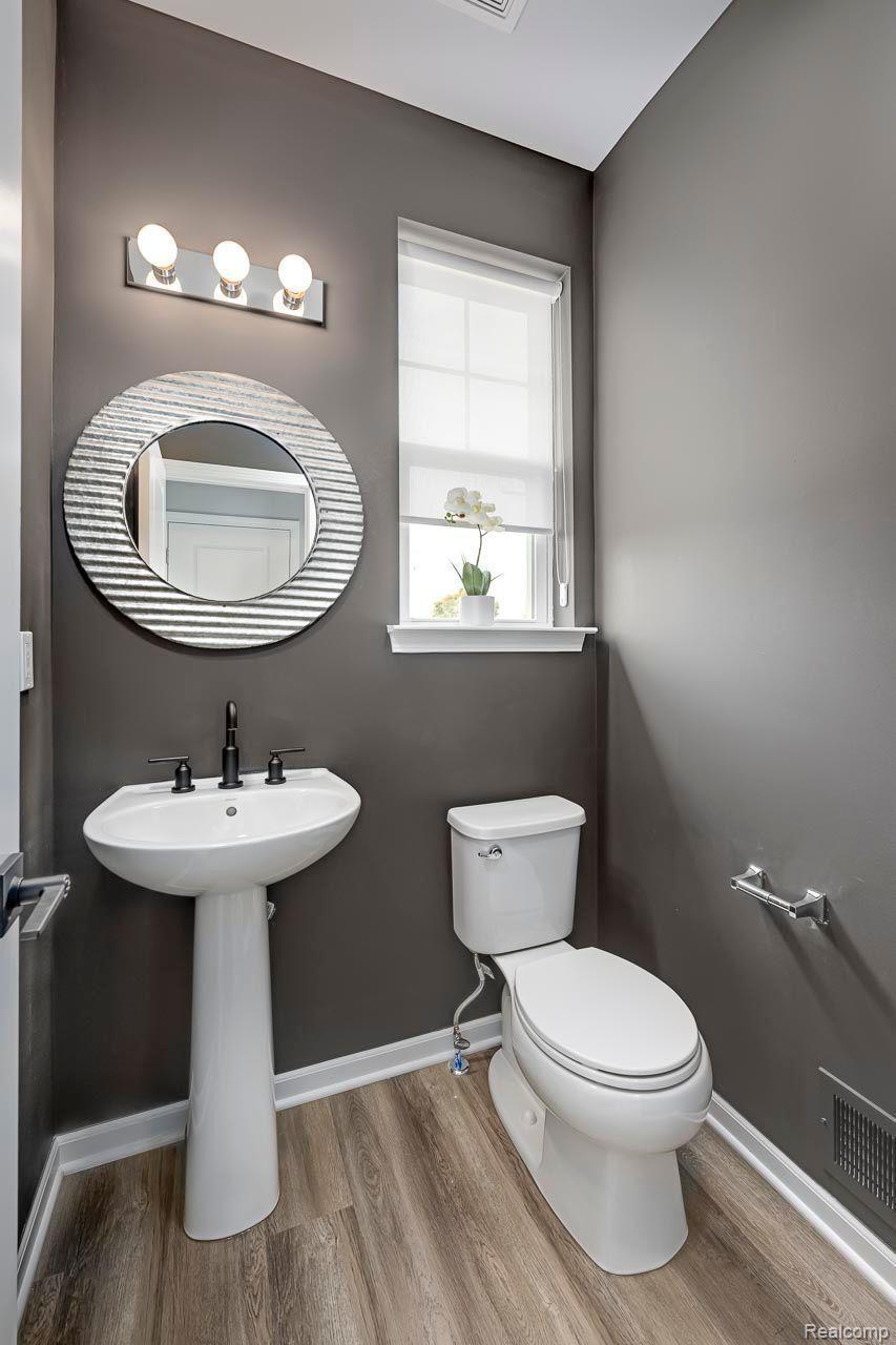 1737 MERRICK Street #12