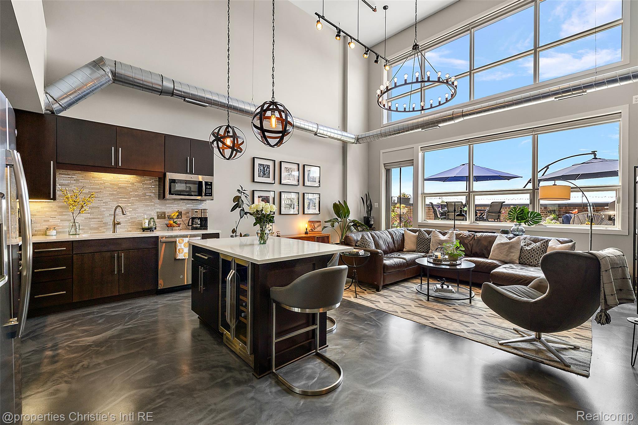 444 West Willis Street 502