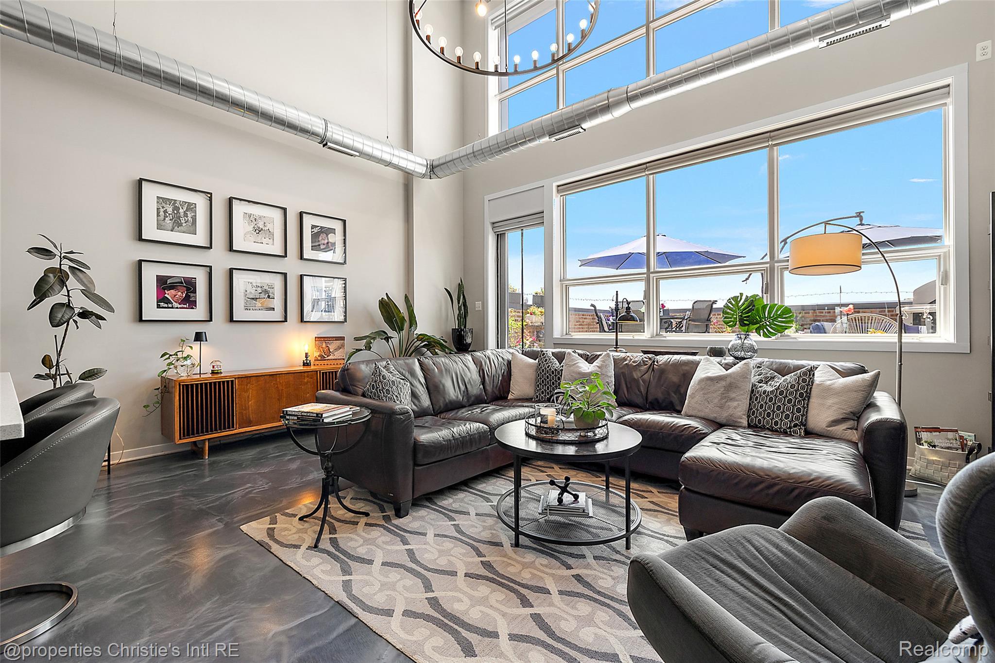 444 West Willis Street 502