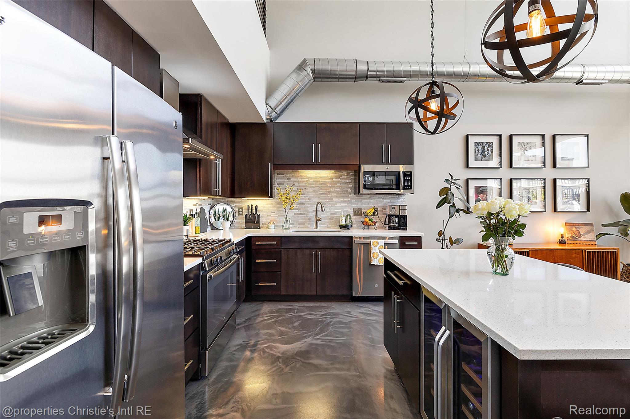 444 West Willis Street 502