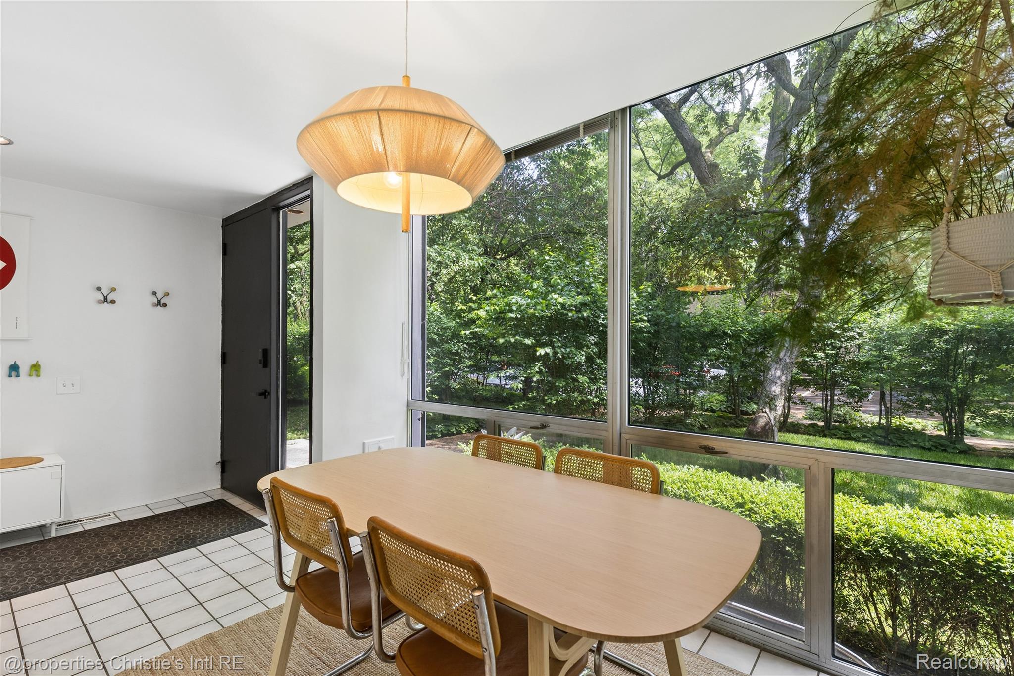 1313 Joliet Place