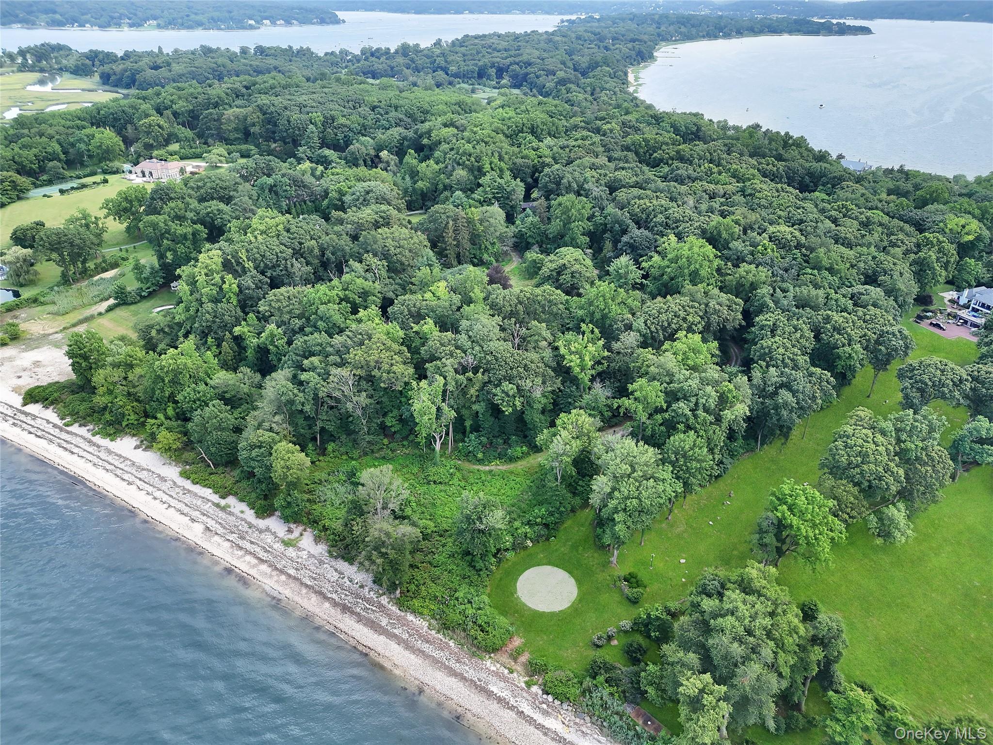 144 Centre Island Road