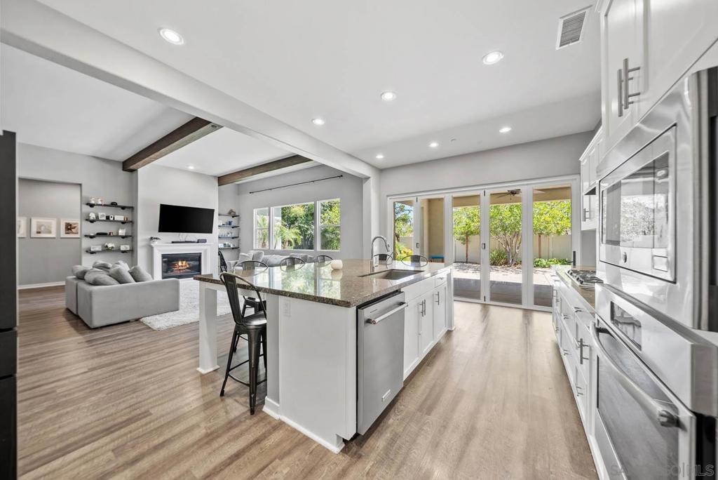 32780 Presidio Hills Ln