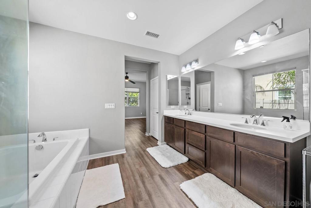 32780 Presidio Hills Ln