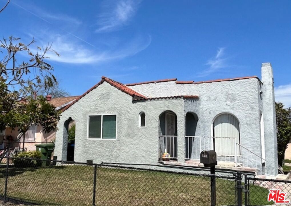 319 E 113th Street
