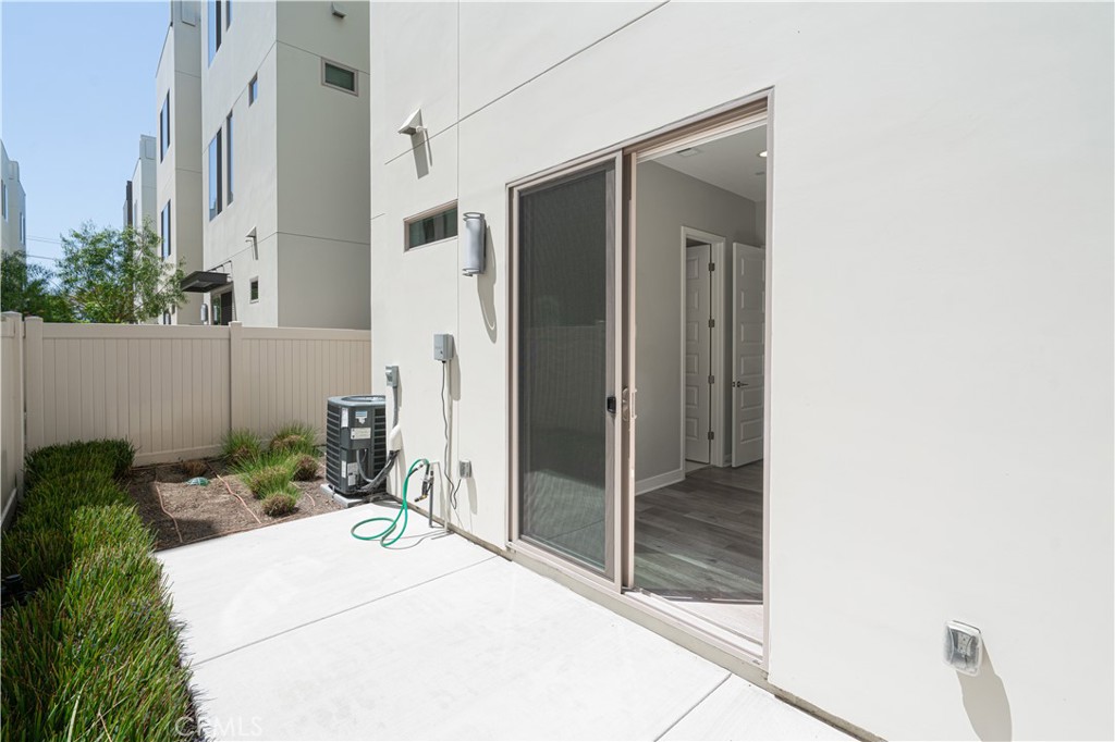 32 Ebb Tide Circle