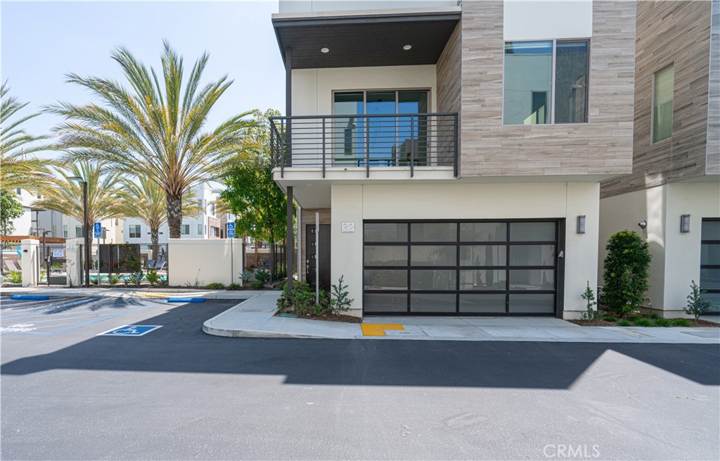 32 Ebb Tide Circle