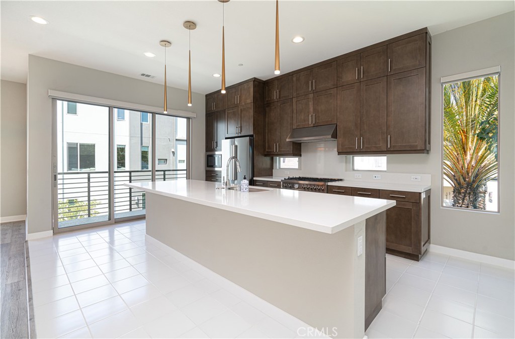 32 Ebb Tide Circle