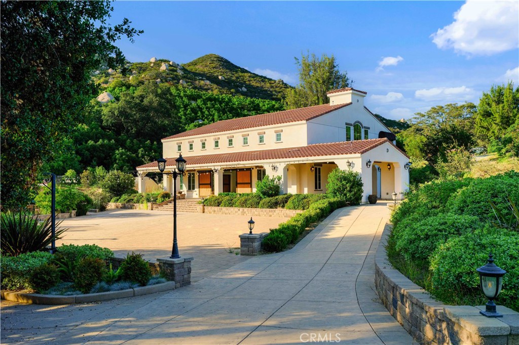 38149 De Luz Rd