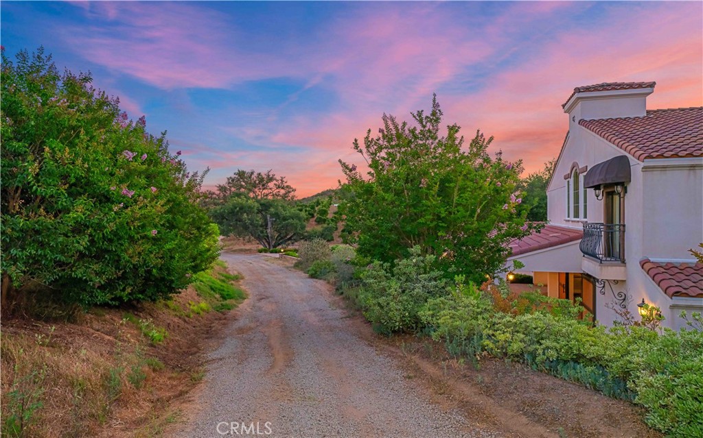 38149 De Luz Rd