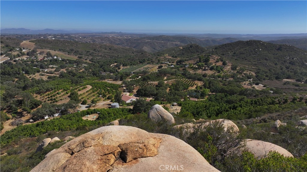 38149 De Luz Rd