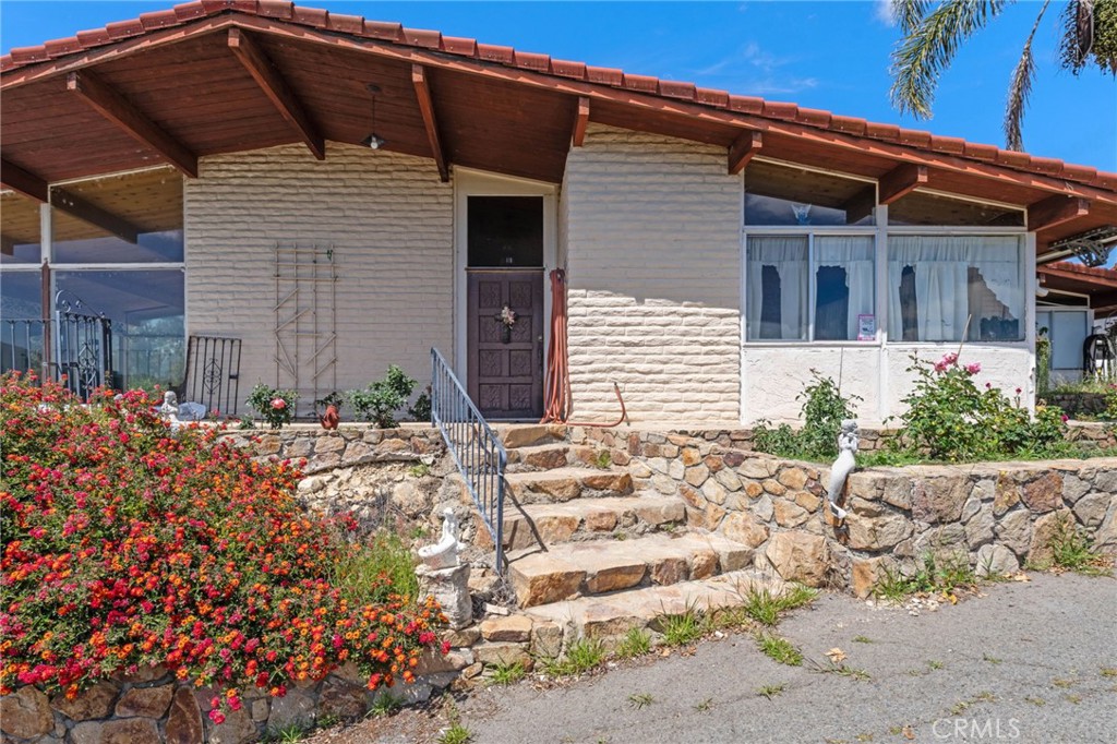 39425 De Luz Rd