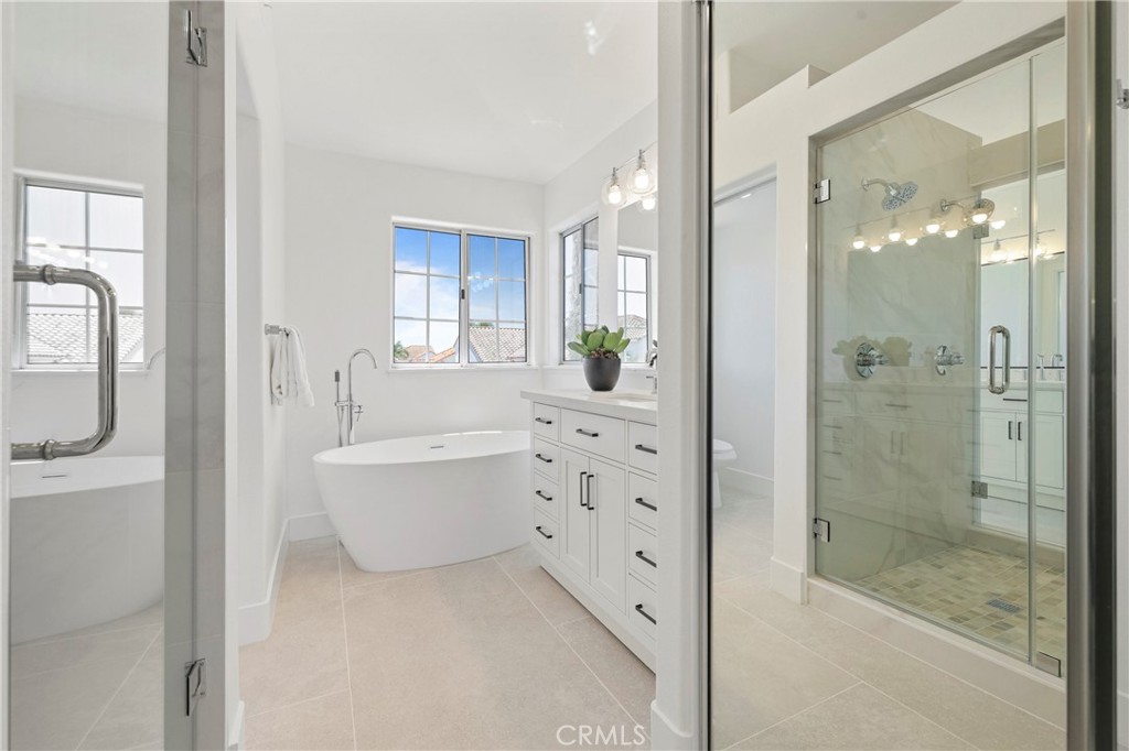 1812 Peninsula Place