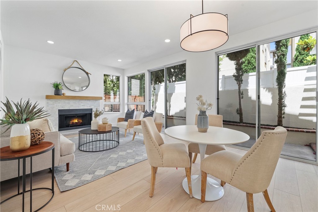 1812 Peninsula Place