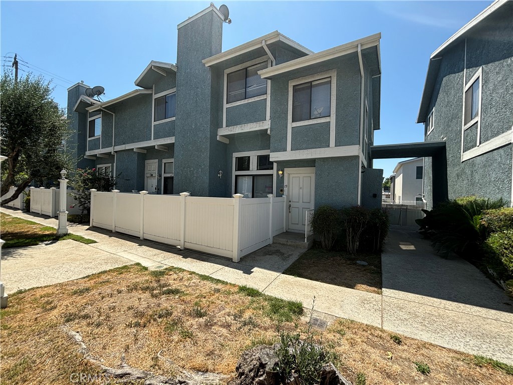 15106 Nordhoff Street 19