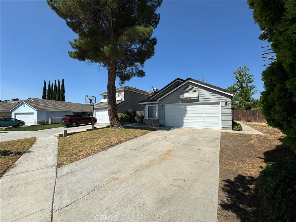 2745 Tumbleweed Avenue