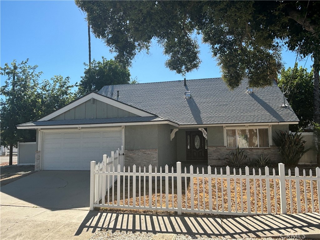 7003 Rubio Avenue