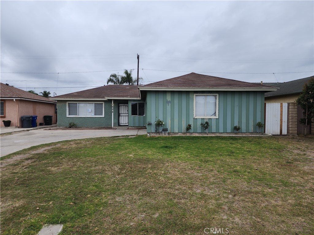 1626 N 8th Place